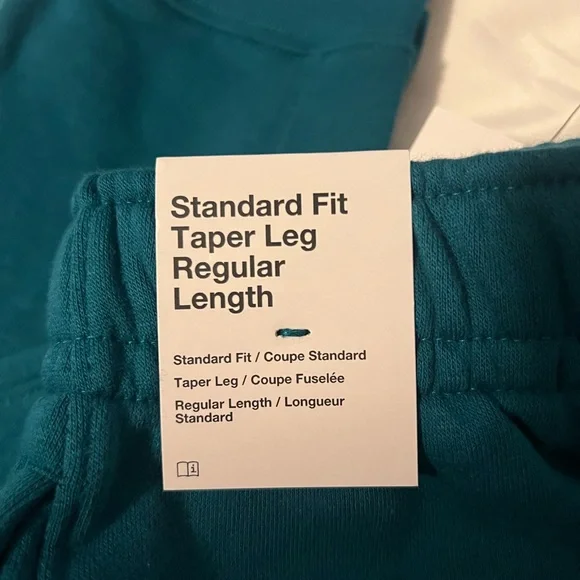 nike club joggers - Picture 3 of 4